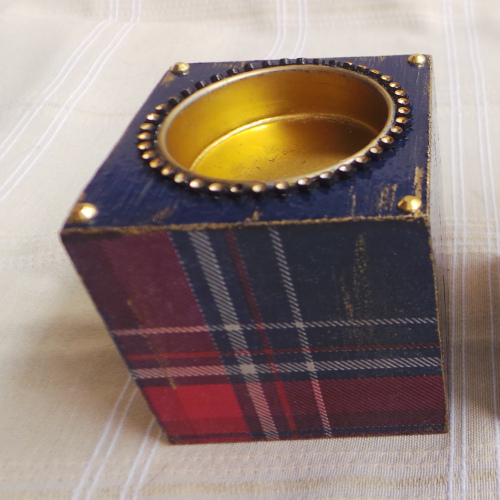 Suporte de vela "Kilt"/ "Kilt" Candle holder