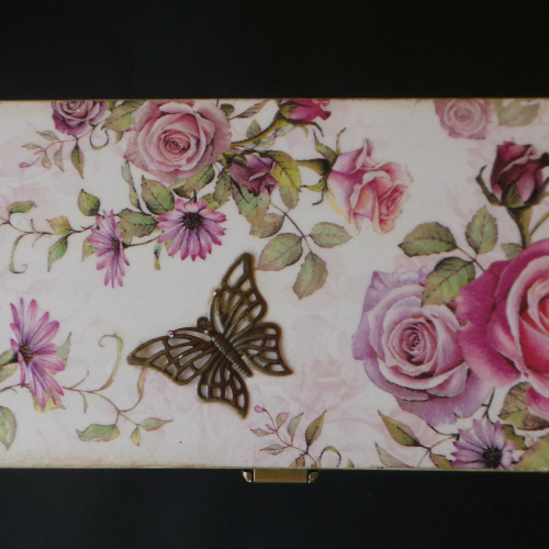 Caixa multiusos "Borboleta entre rosas" / "Butterfly among roses" multipurpose box 