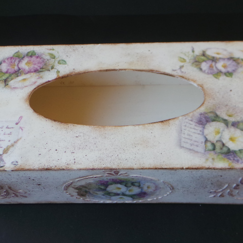 Caixa dispensadora de lenços vintage/ Vintage tissue dispenser box